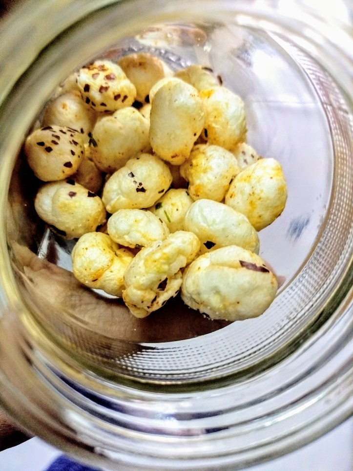 spicy baked makhana.jpg